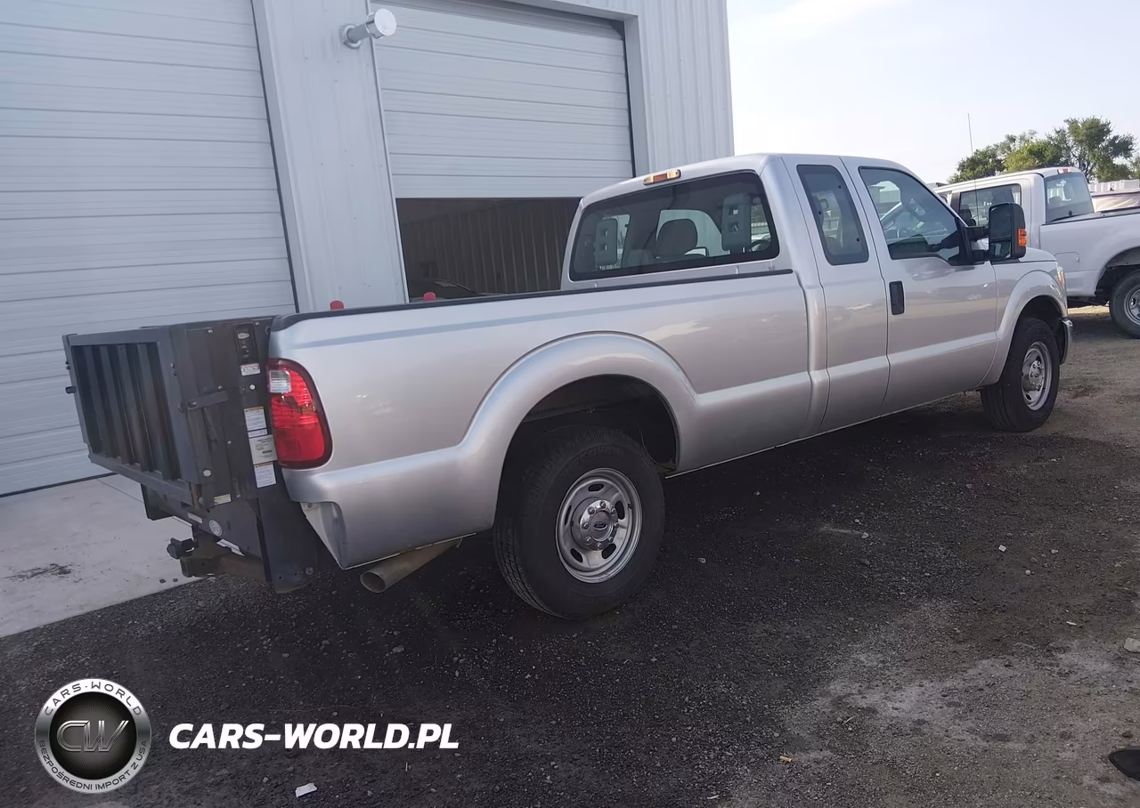 2016 Ford F-250 Xl VIN:1FT7X2A61GED31692 - 4