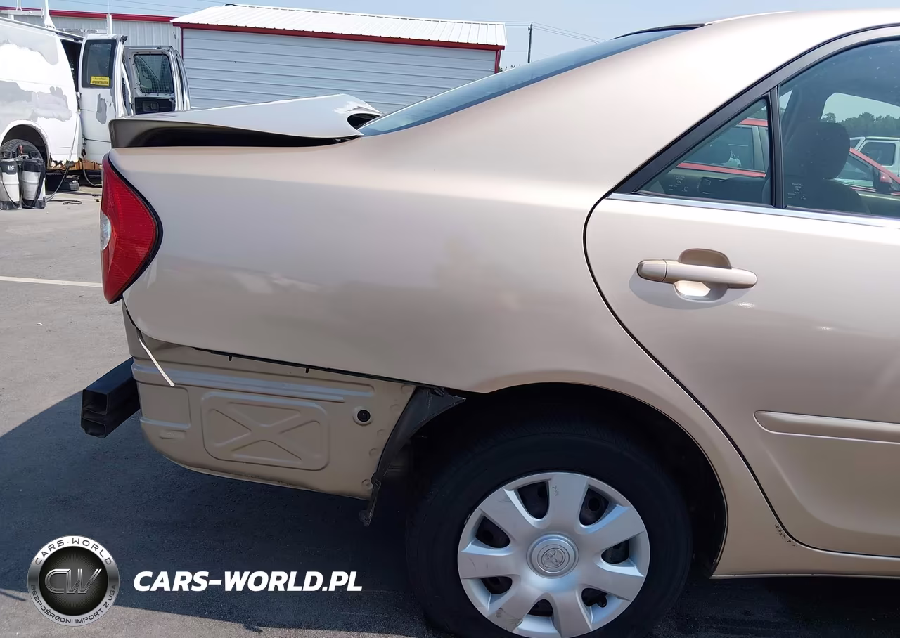 2003 Toyota Camry Le VIN:4T1BE32K03U757046 - 19