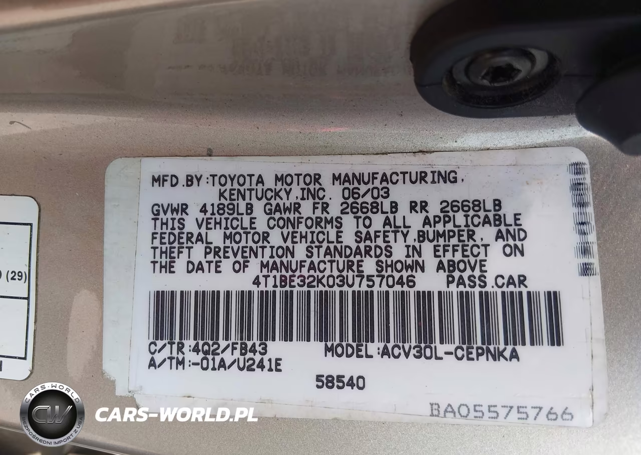 2003 Toyota Camry Le VIN:4T1BE32K03U757046 - 9