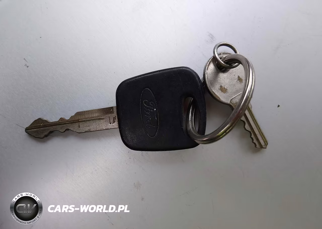 2005 Ford Focus Zx4 VIN:1FAFP34N35W248704 - 11