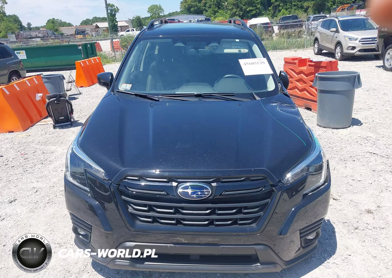 2024 Subaru Forester Premium VIN:JF2SKACC6RH482682 - 12