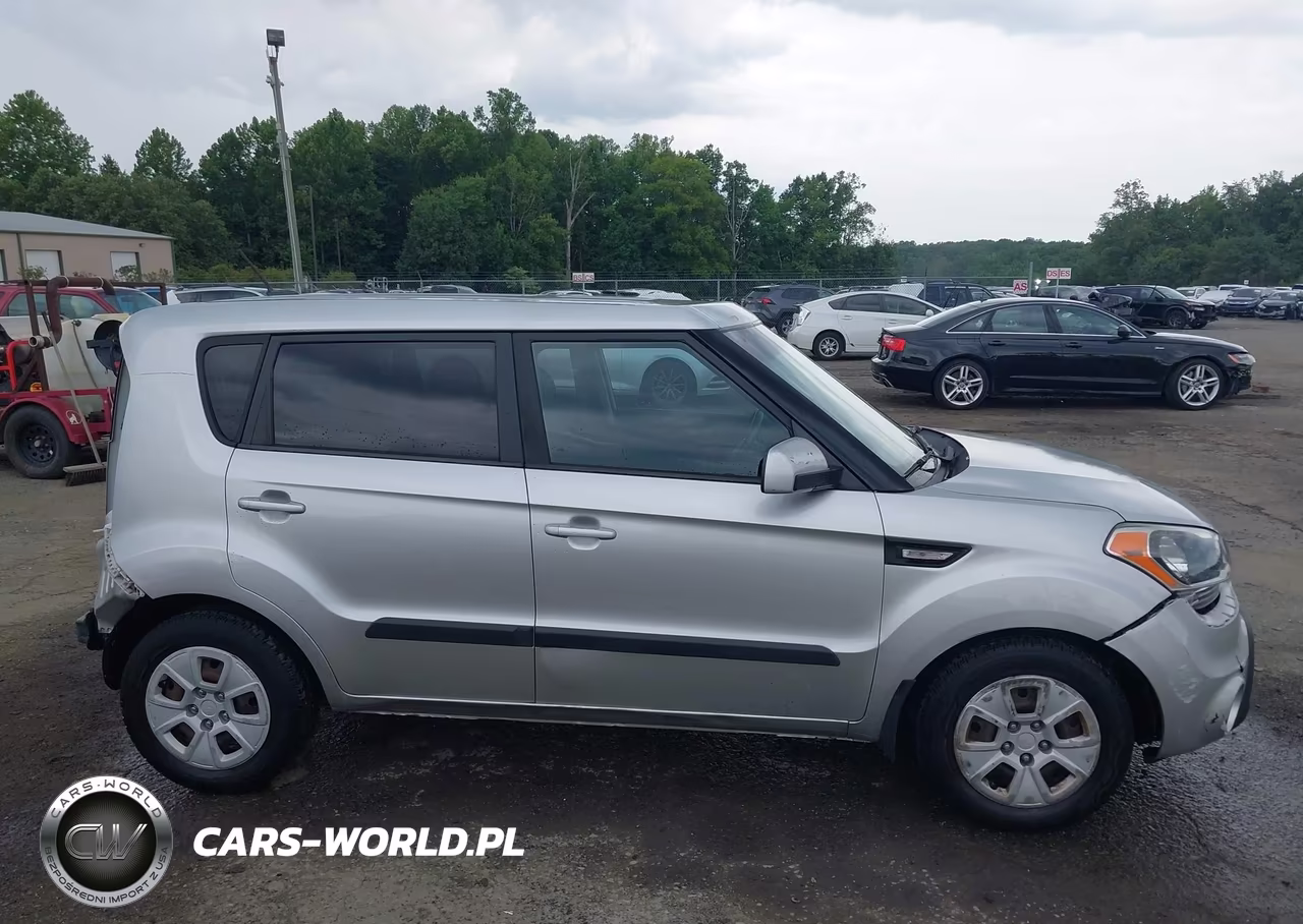 2012 Kia Soul VIN:KNDJT2A57C7469096 - 13
