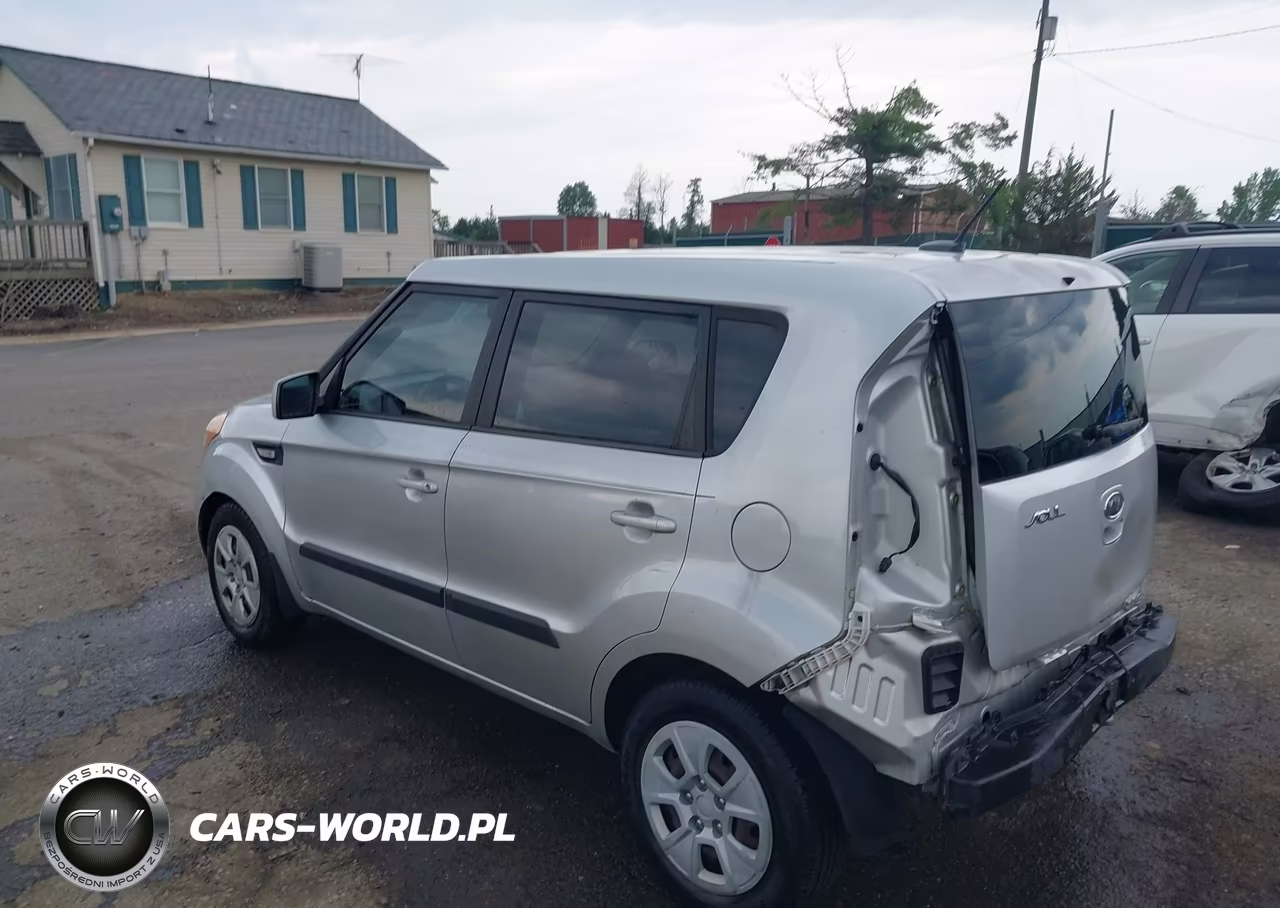 2012 Kia Soul VIN:KNDJT2A57C7469096 - 3