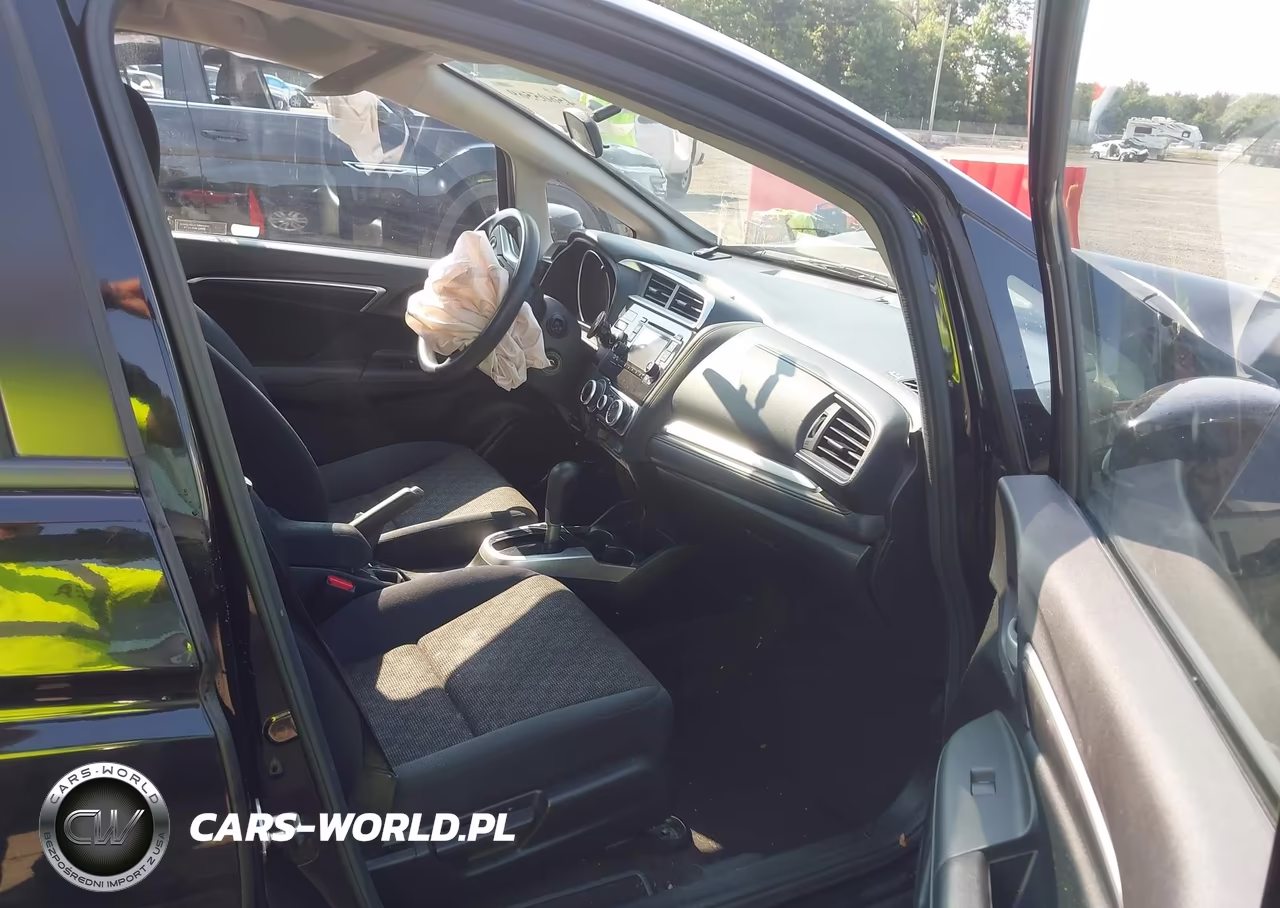 2017 Honda Fit Lx VIN:JHMGK5H51HS007379 - 5