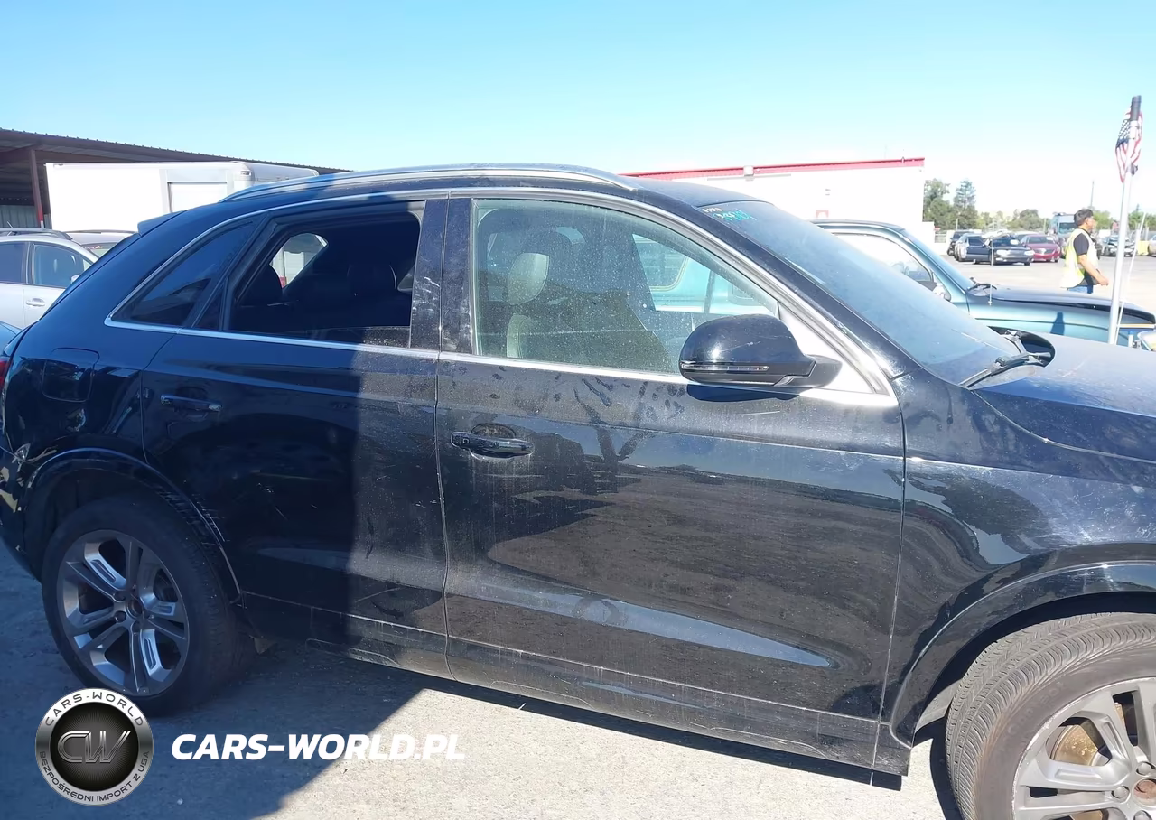 2015 Audi Q3 2.0T Premium Plus VIN:WA1GFCFS5FR008987 - 12