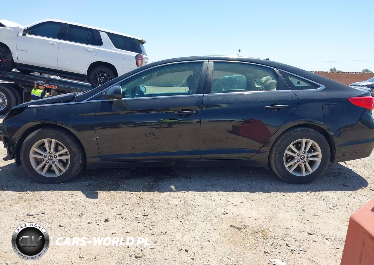 2015 Hyundai Sonata Se VIN:5NPE24AF2FH245517 - 15
