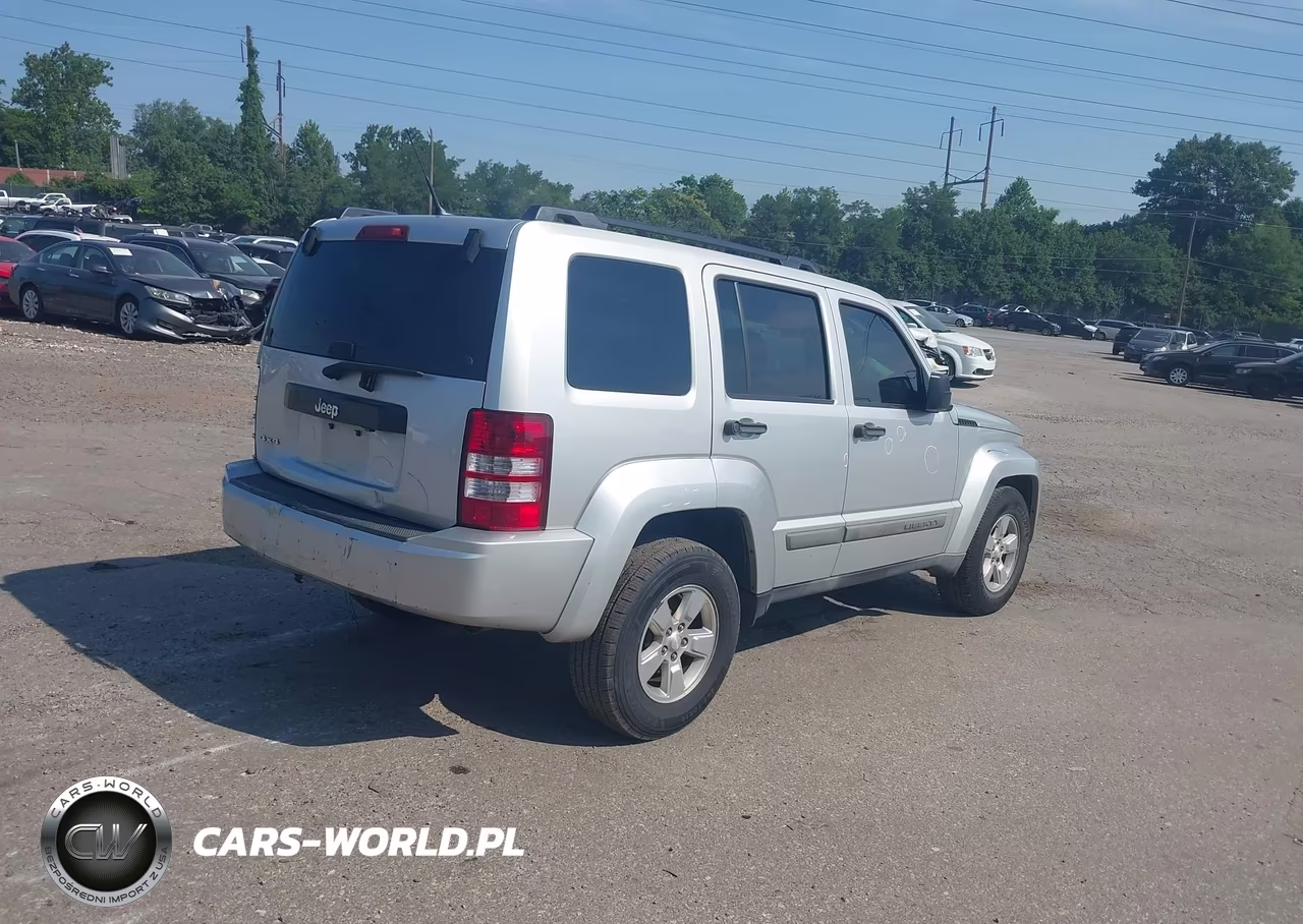 2011 Jeep Liberty Sport VIN:1J4PN2GK0BW529705 - 4