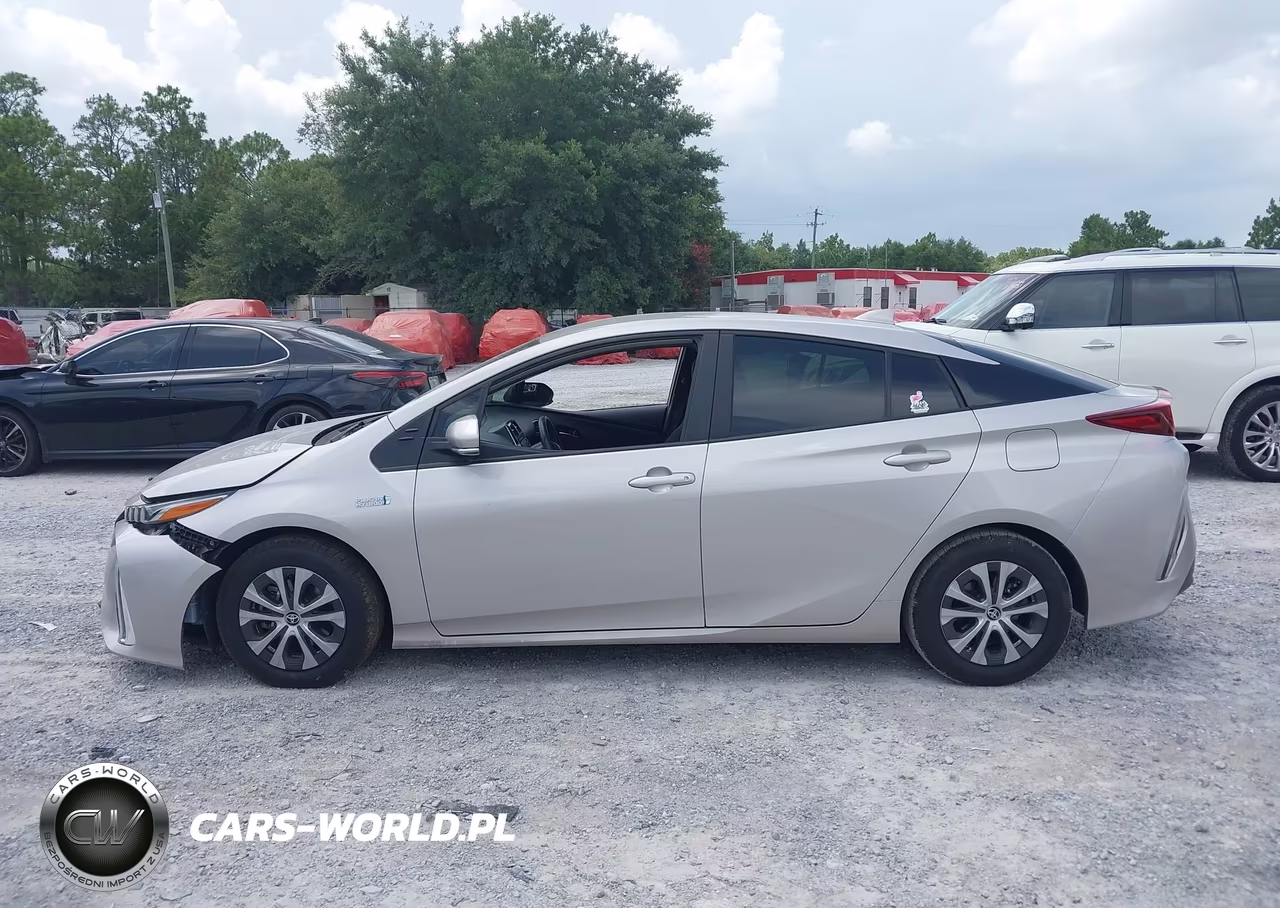 2021 Toyota Prius Prime Le VIN:JTDKAMFPXM3179606 - 15