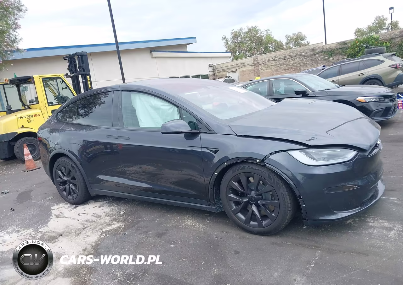 2025 Tesla Model X Long Range VIN:7SAXCDE52SF470927 - 14