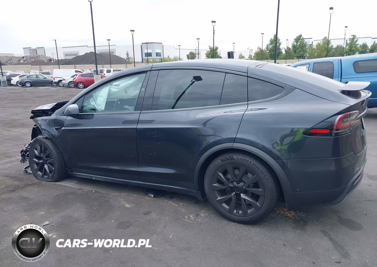 2025 Tesla Model X Long Range VIN:7SAXCDE52SF470927 - 15