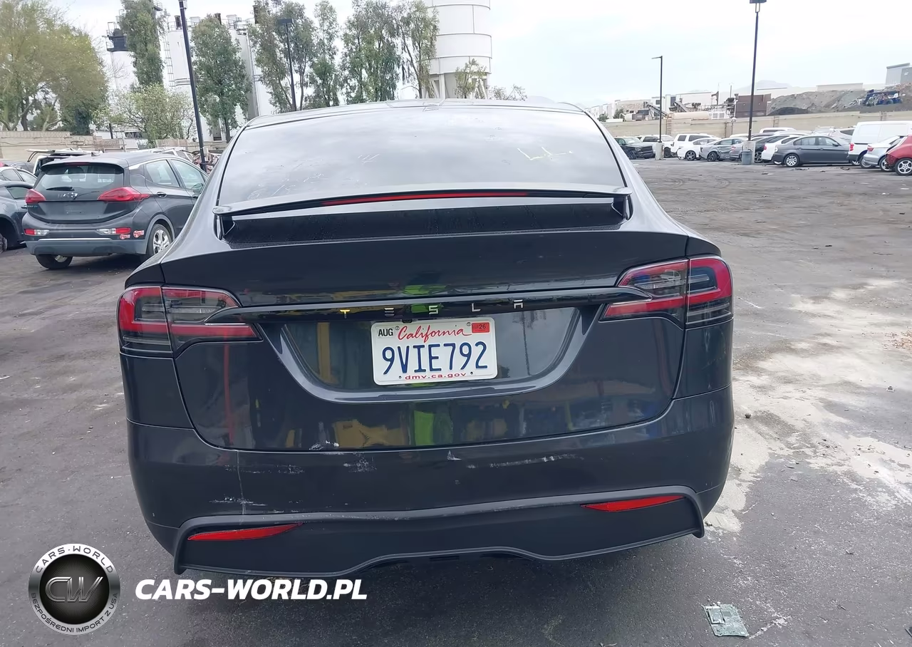 2025 Tesla Model X Long Range VIN:7SAXCDE52SF470927 - 17