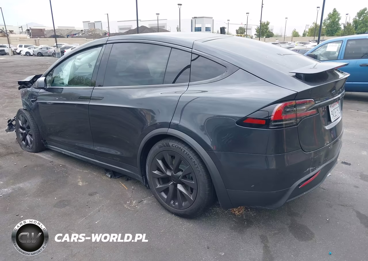 2025 Tesla Model X Long Range VIN:7SAXCDE52SF470927 - 3