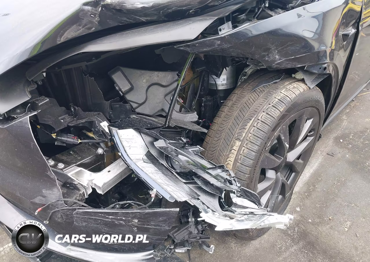 2025 Tesla Model X Long Range VIN:7SAXCDE52SF470927 - 6