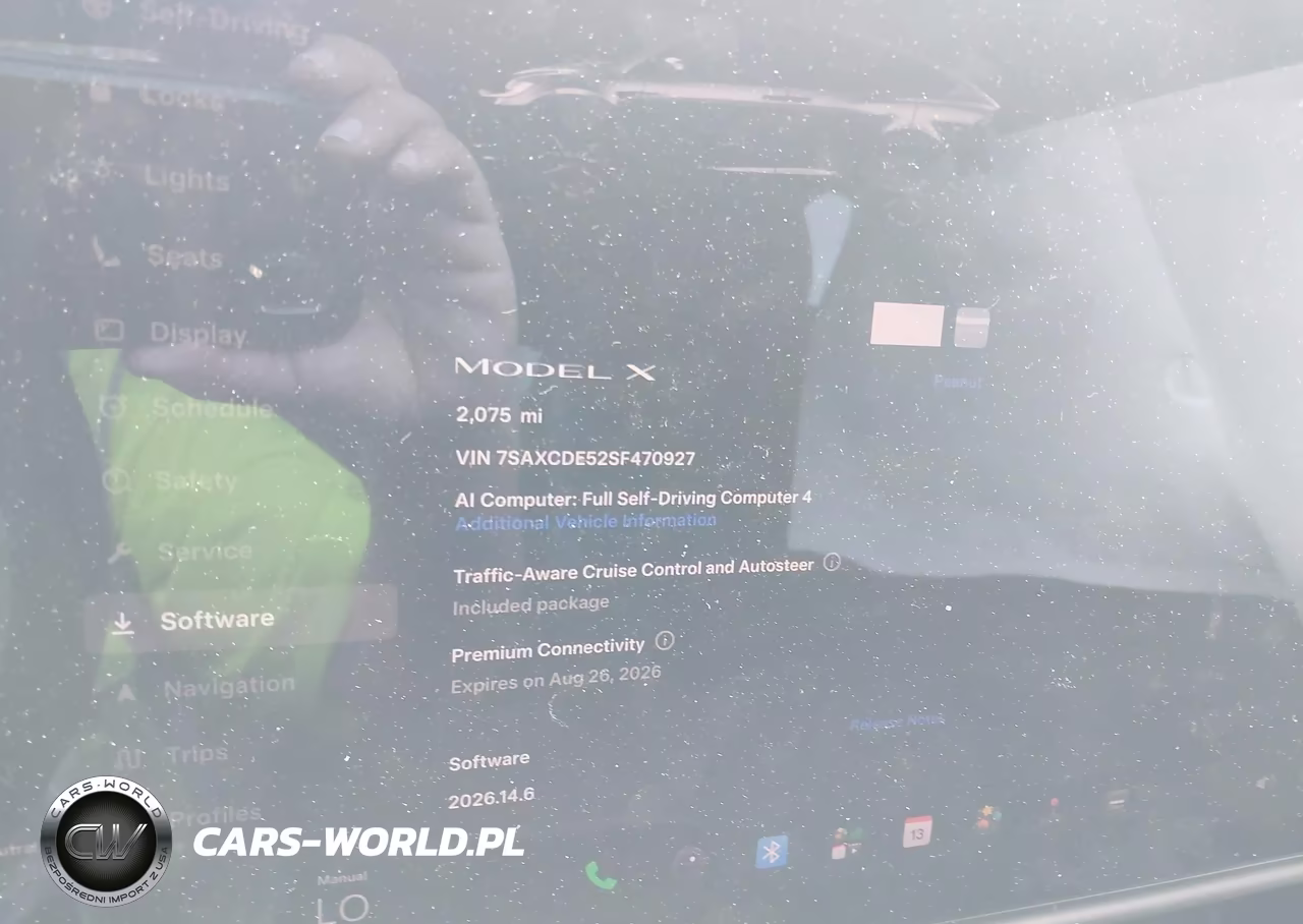 2025 Tesla Model X Long Range VIN:7SAXCDE52SF470927 - 7