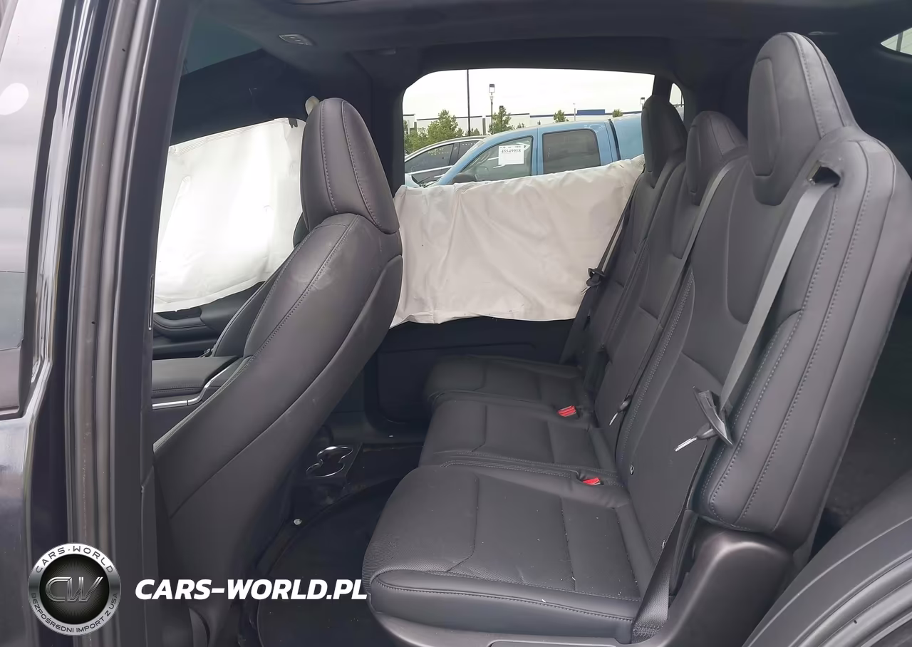 2025 Tesla Model X Long Range VIN:7SAXCDE52SF470927 - 8