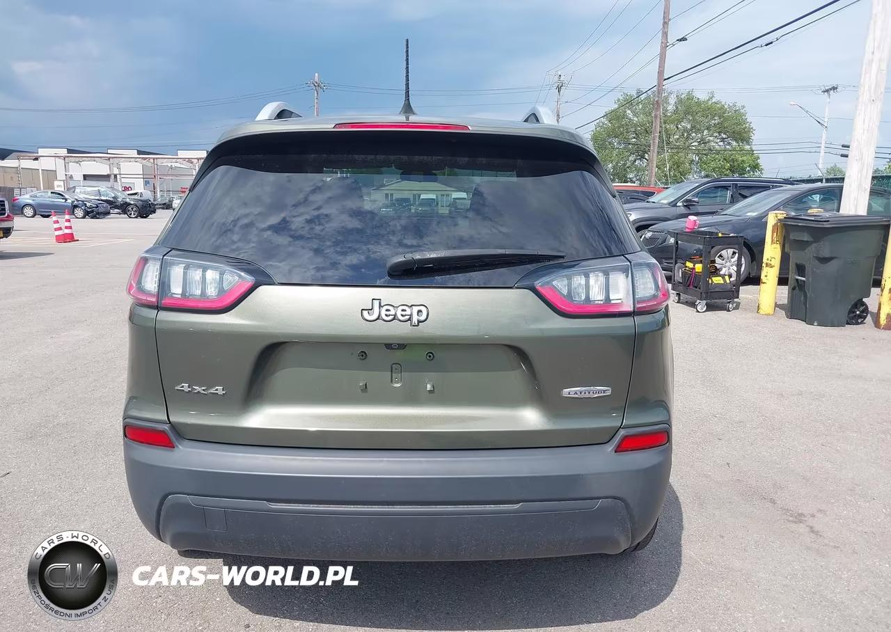 2019 Jeep Cherokee Latitude 4X4 VIN:1C4PJMCB9KD343630 - 22