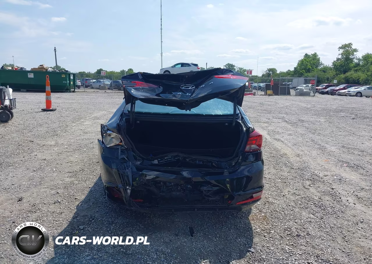 2020 Hyundai Elantra Value Edition VIN:5NPD84LF1LH618520 - 17