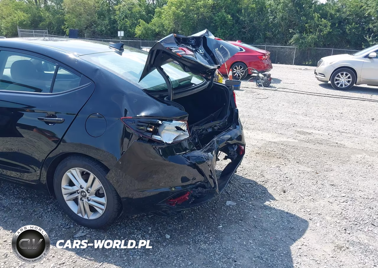 2020 Hyundai Elantra Value Edition VIN:5NPD84LF1LH618520 - 18