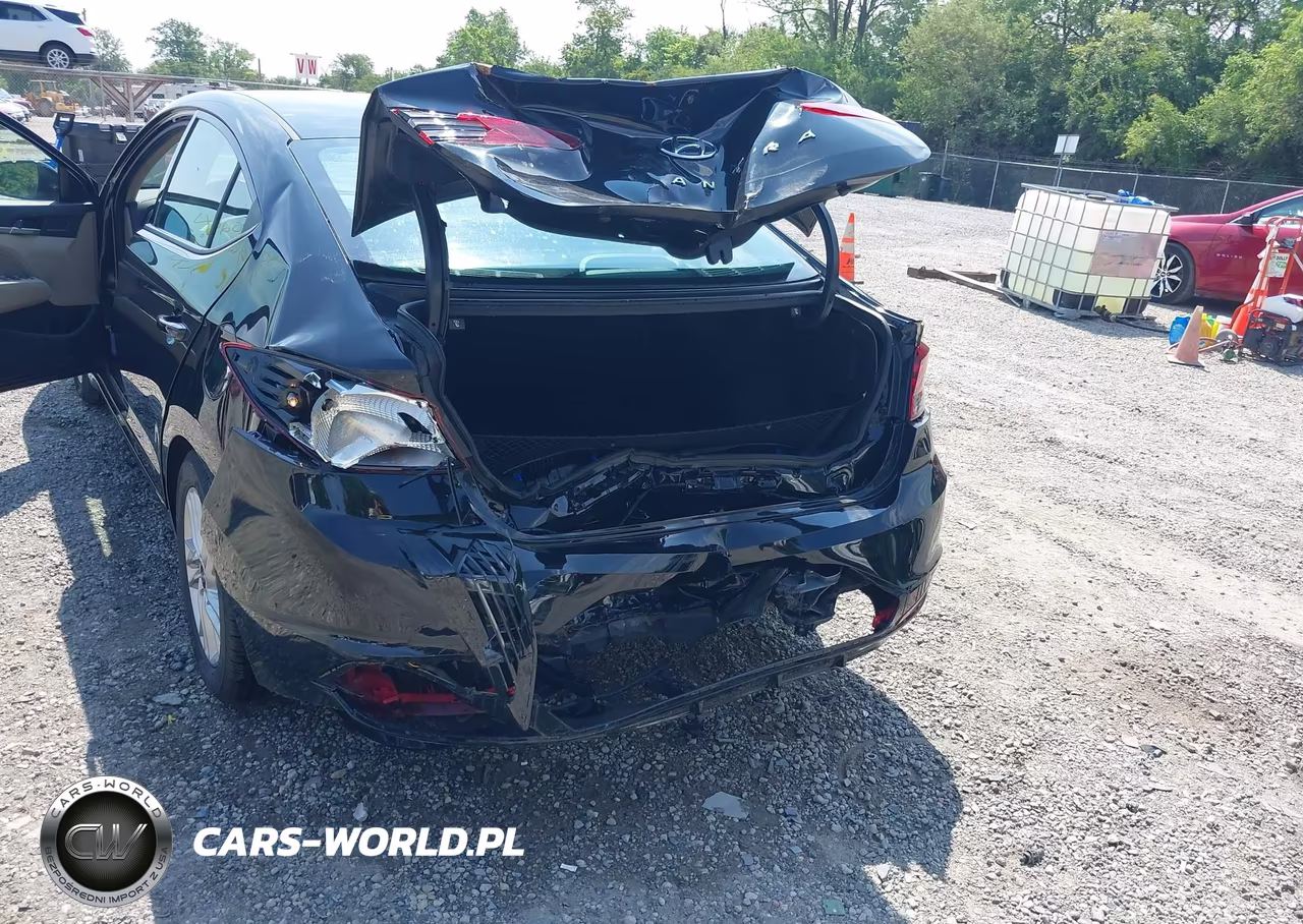 2020 Hyundai Elantra Value Edition VIN:5NPD84LF1LH618520 - 19