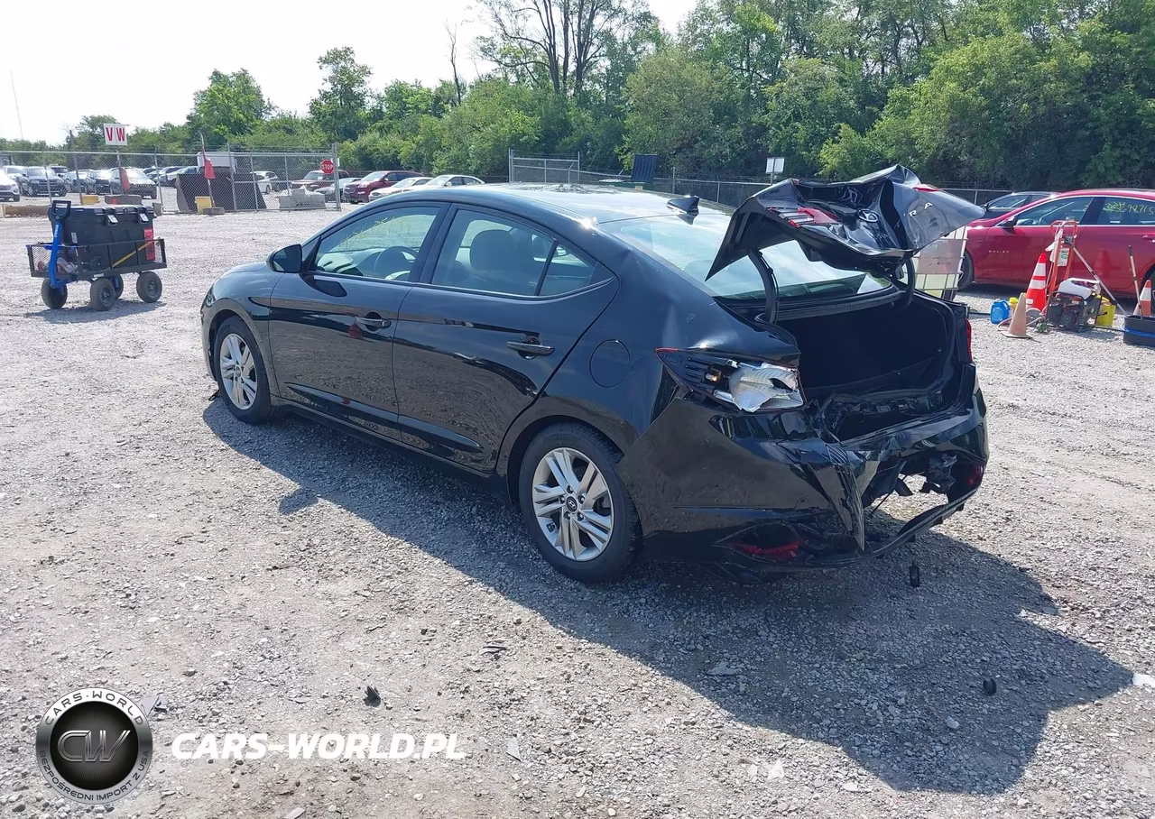 2020 Hyundai Elantra Value Edition VIN:5NPD84LF1LH618520 - 3