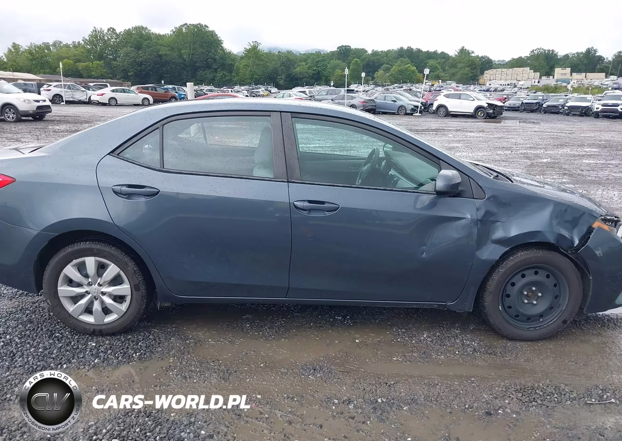 2015 Toyota Corolla Le VIN:2T1BURHE3FC292307 - 13