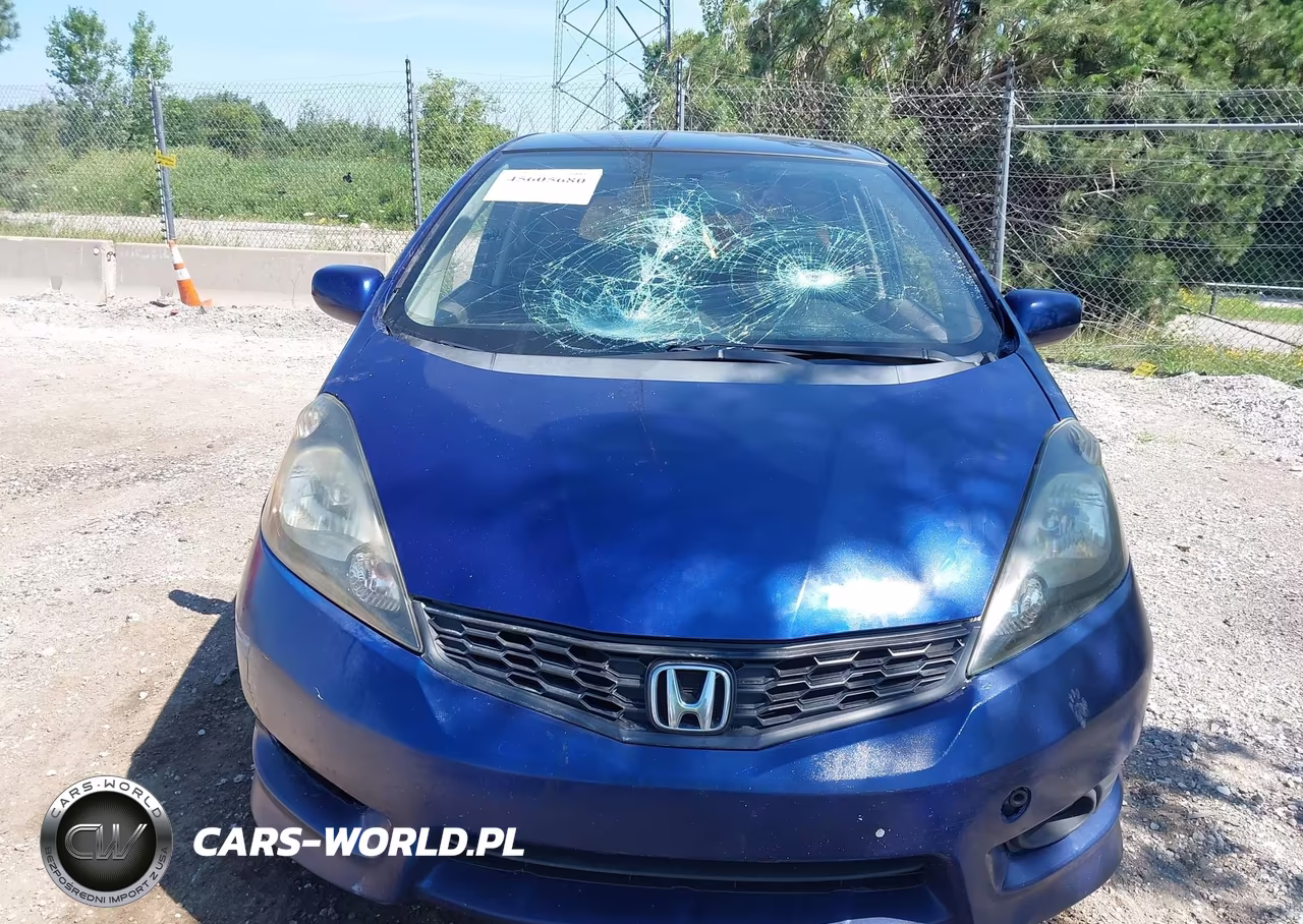 2012 Honda Fit Sport VIN:JHMGE8H58CC020285 - 11