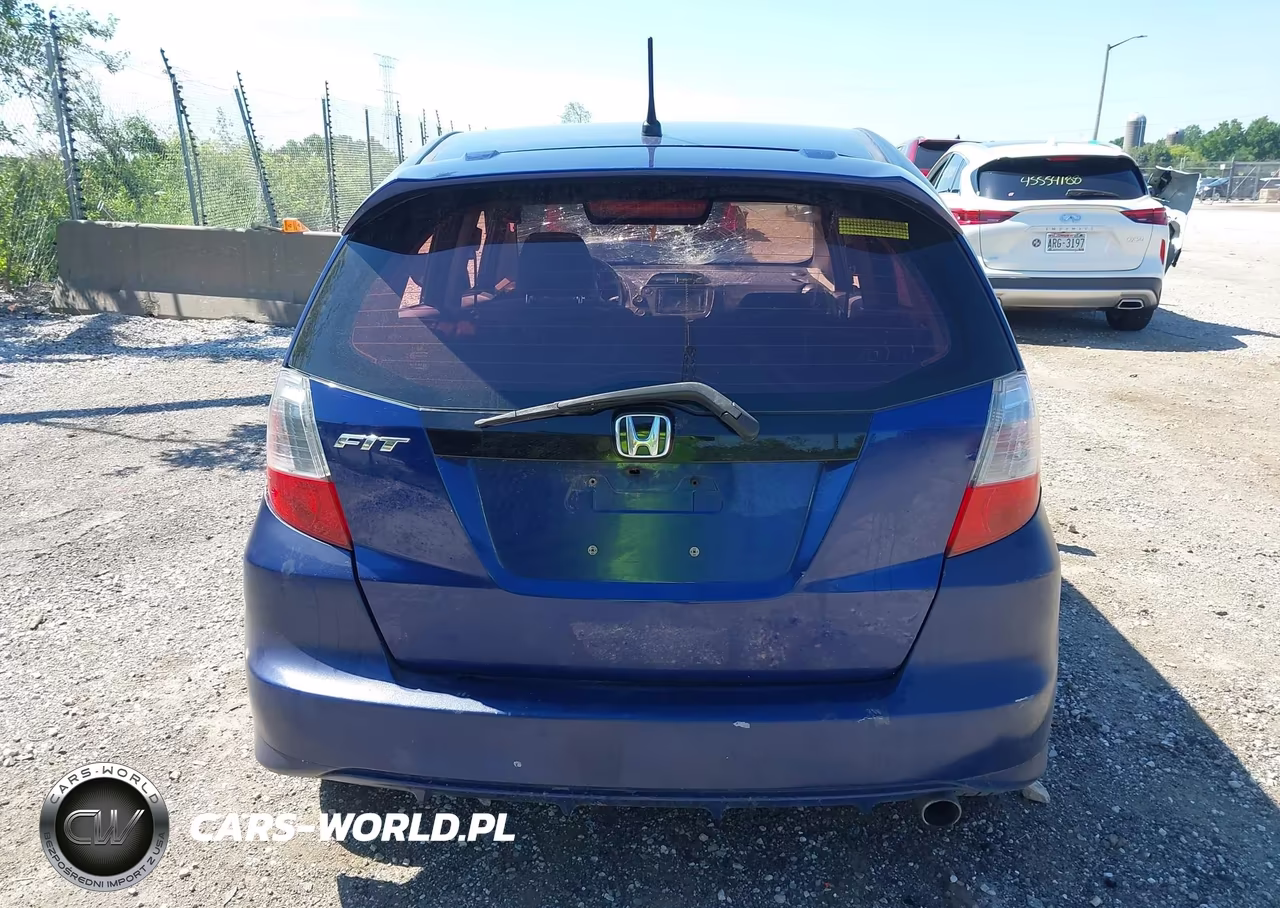 2012 Honda Fit Sport VIN:JHMGE8H58CC020285 - 15