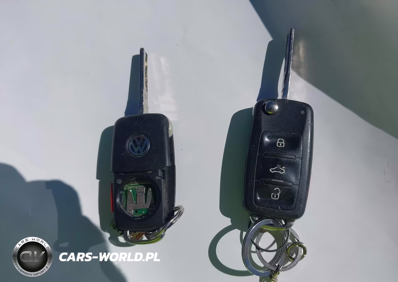 2012 Volkswagen Beetle 2.5L VIN:3VWJP7AT6CM649253 - 11