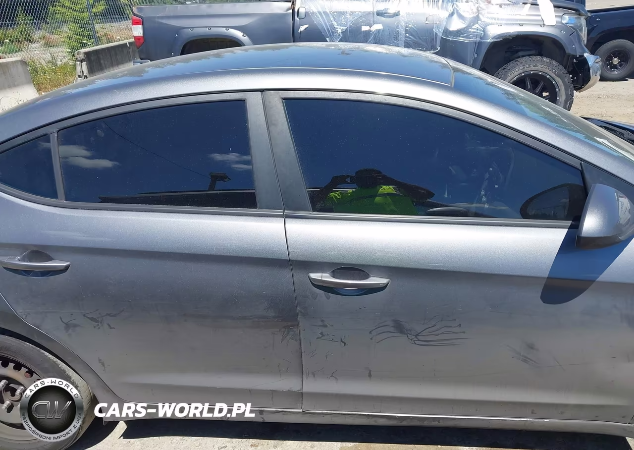 2019 Hyundai Elantra Se VIN:5NPD74LF2KH482545 - 13