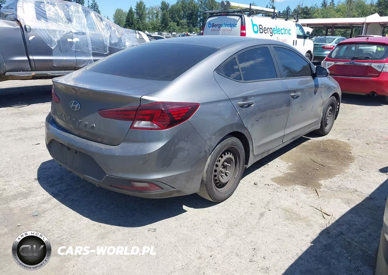2019 Hyundai Elantra Se VIN:5NPD74LF2KH482545 - 4