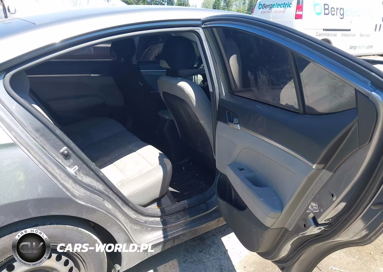 2019 Hyundai Elantra Se VIN:5NPD74LF2KH482545 - 8