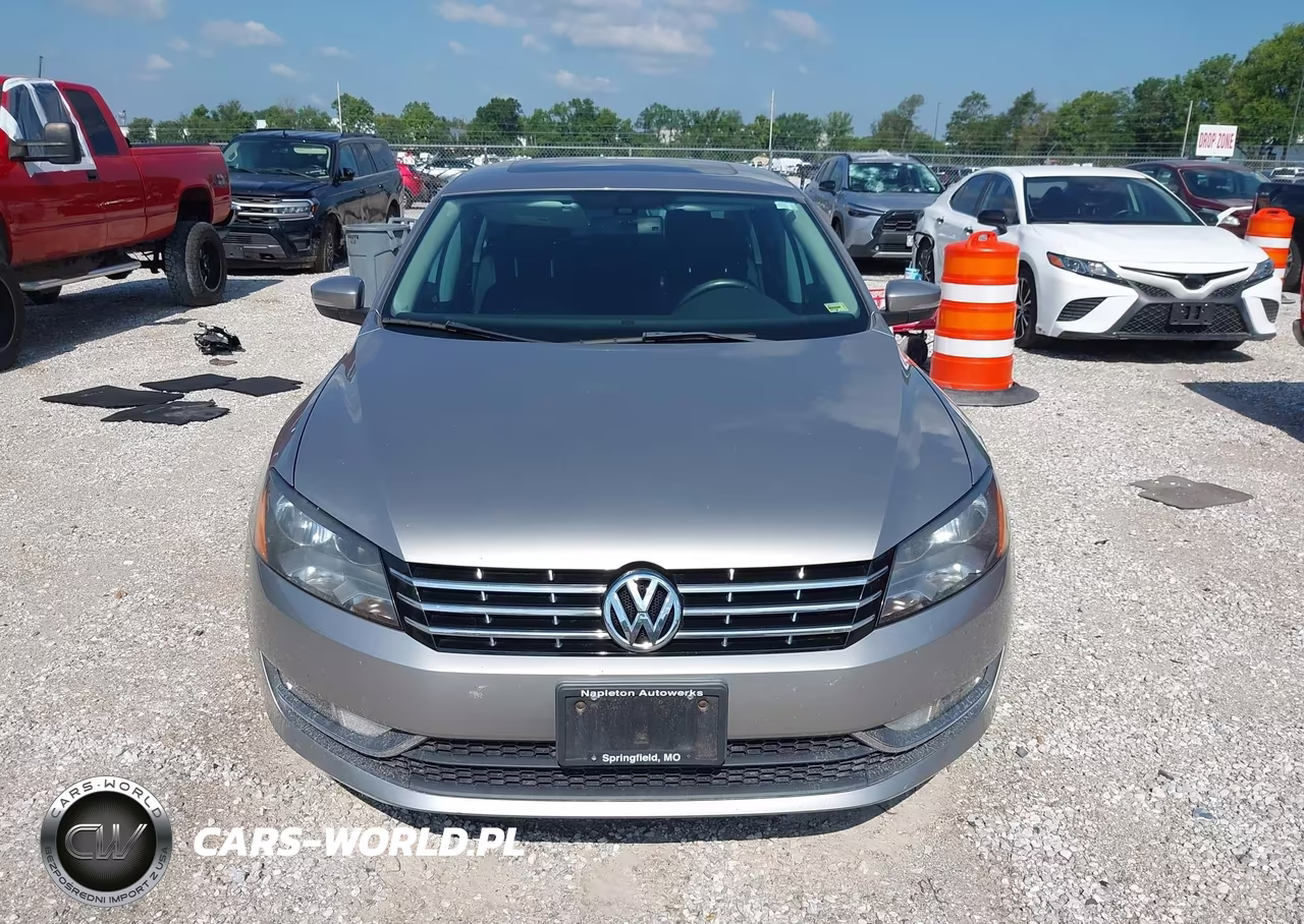 2014 Volkswagen Passat 1.8T Sel Premium VIN:1VWCS7A31EC061546 - 12