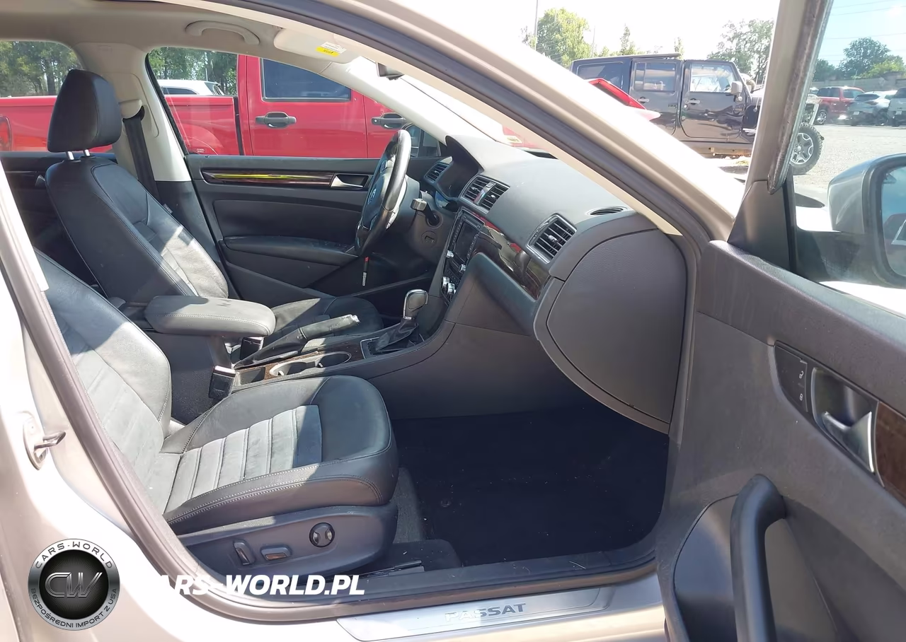 2014 Volkswagen Passat 1.8T Sel Premium VIN:1VWCS7A31EC061546 - 5