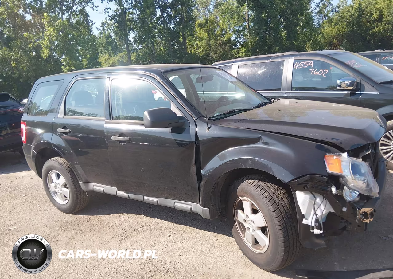 2010 Ford Escape Xls VIN:1FMCU0C76AKD16367 - 14