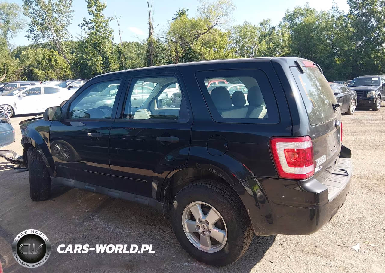 2010 Ford Escape Xls VIN:1FMCU0C76AKD16367 - 15