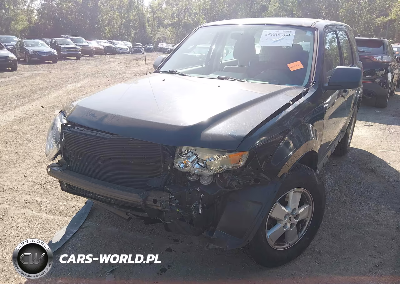2010 Ford Escape Xls VIN:1FMCU0C76AKD16367 - 6