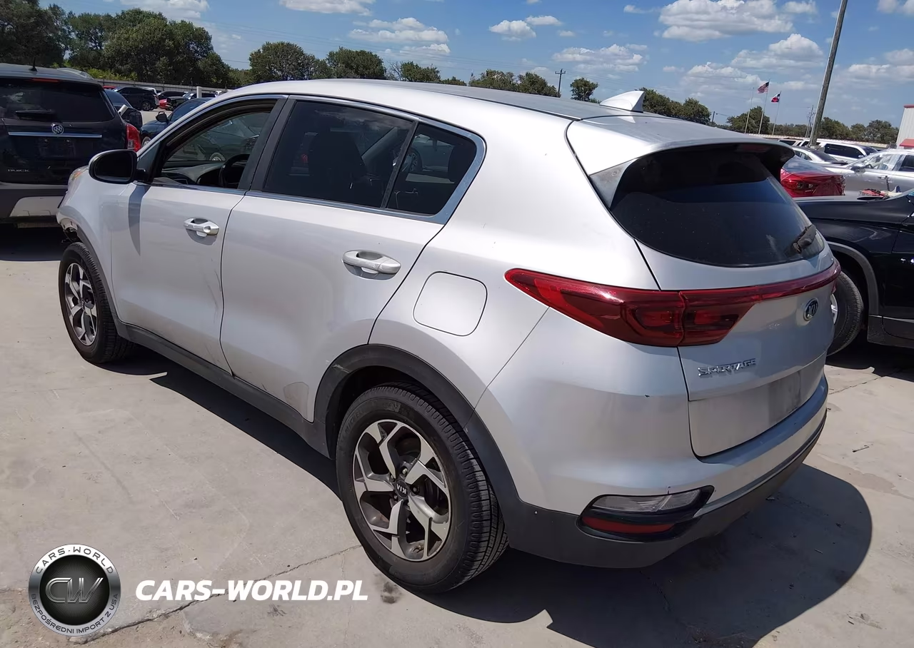 2020 Kia Sportage Lx VIN:KNDPM3AC5L7635966 - 3