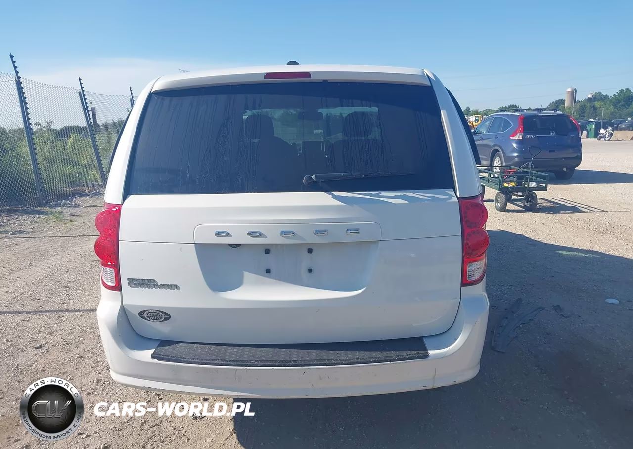 2018 Dodge Grand Caravan Se Plus VIN:2C4RDGBG0JR243555 - 17
