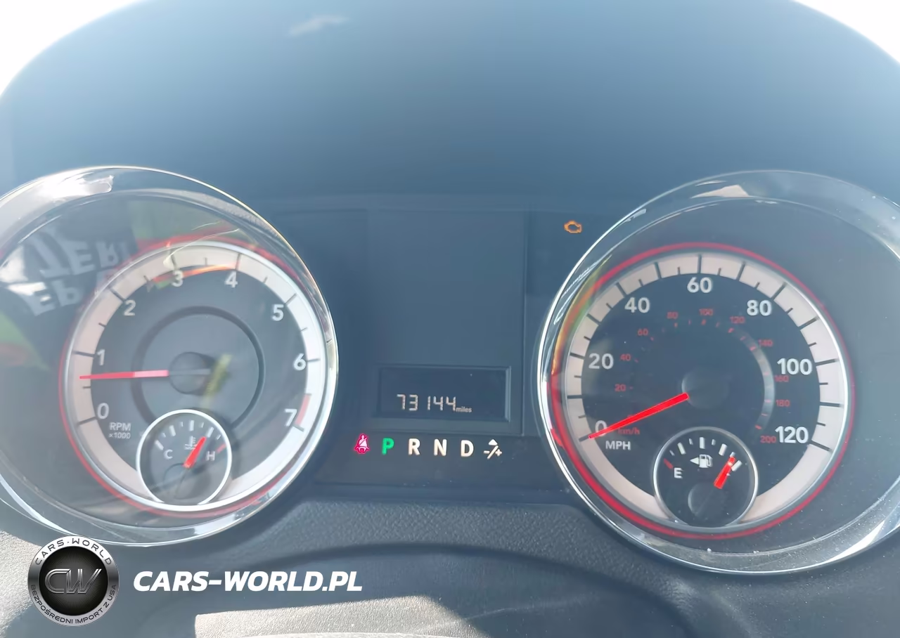 2018 Dodge Grand Caravan Se Plus VIN:2C4RDGBG0JR243555 - 7