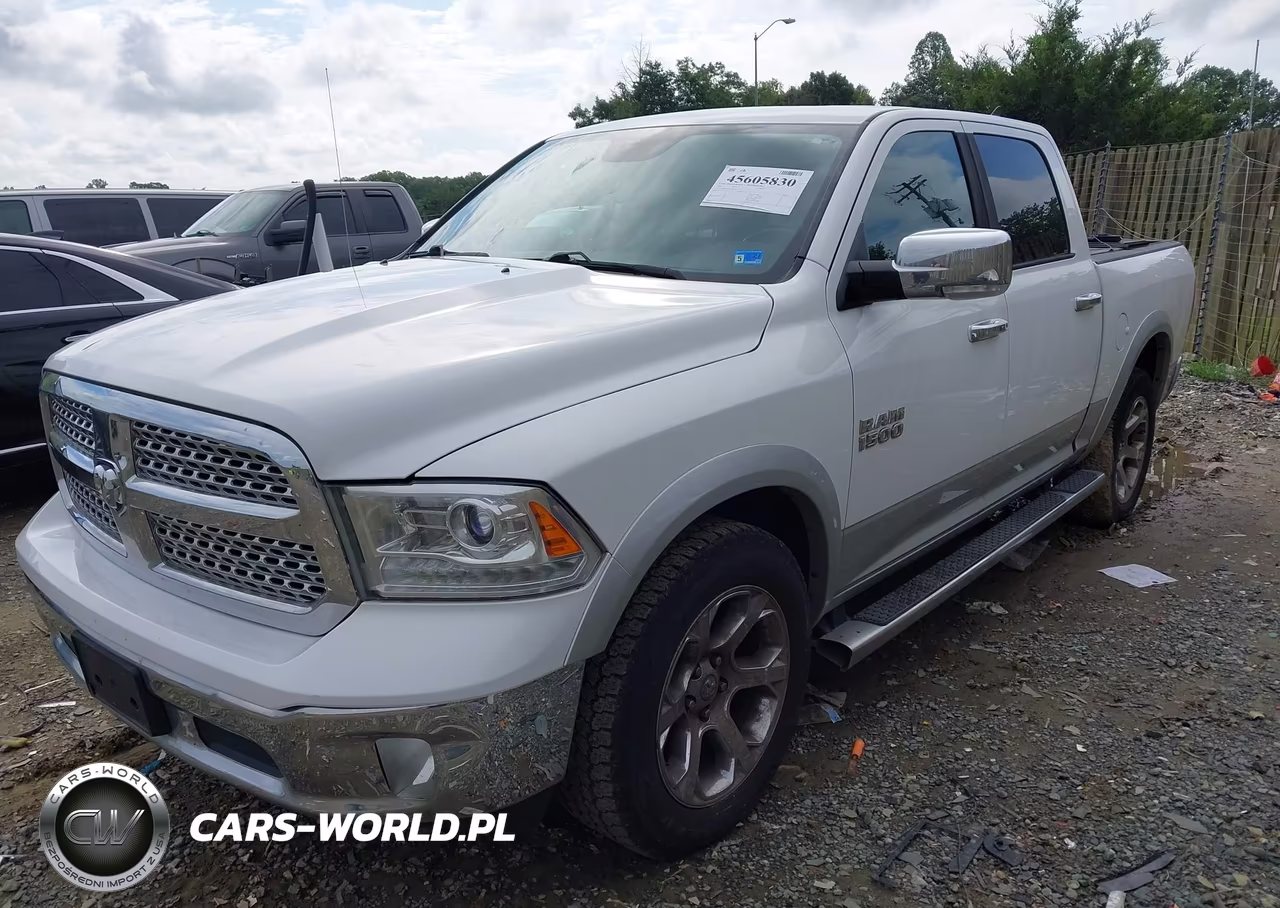 2016 Ram 1500 Laramie VIN:1C6RR7NG7GS391729 - 2