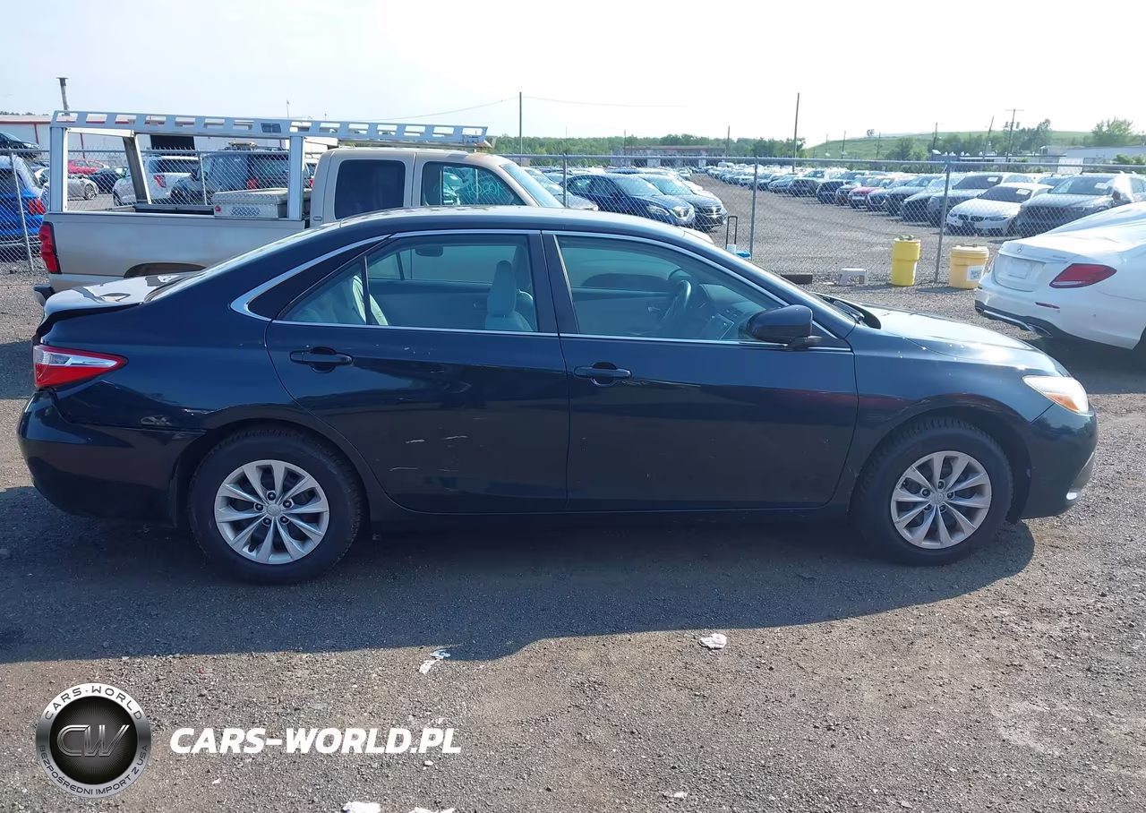 2017 Toyota Camry Le VIN:4T1BF1FK9HU673374 - 13