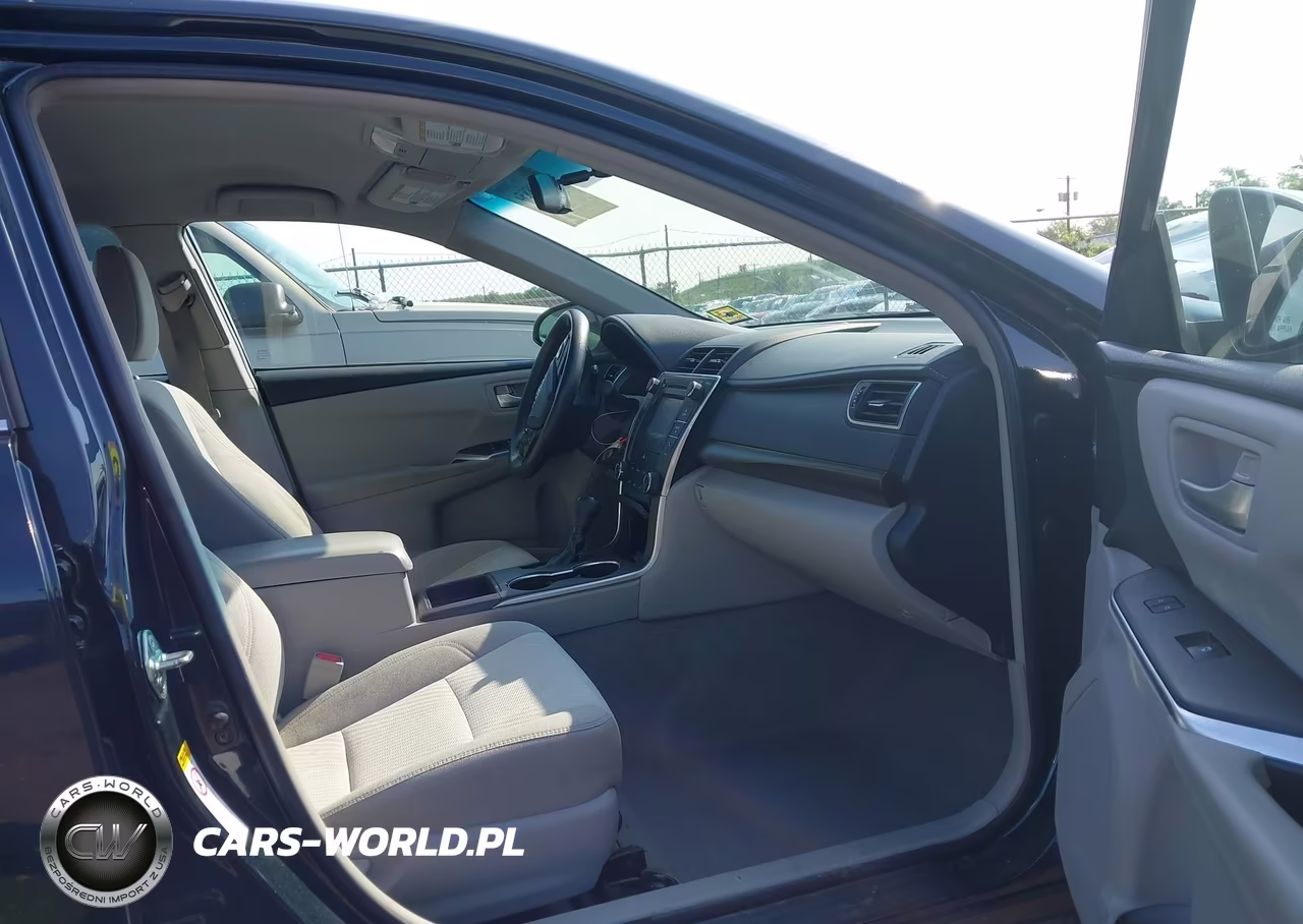 2017 Toyota Camry Le VIN:4T1BF1FK9HU673374 - 5