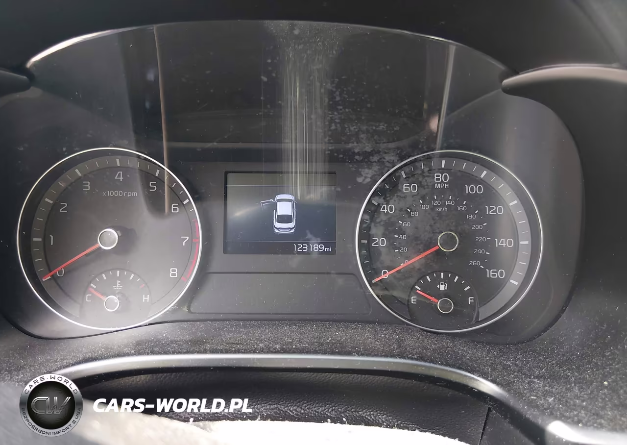 2019 Kia Forte S VIN:3KPF34AD9KE022714 - 7