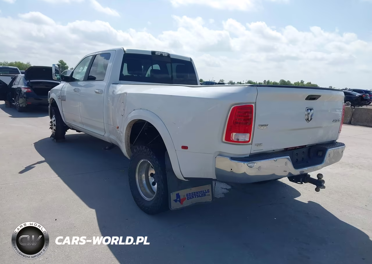 2017 Ram 3500 Laramie 4X4 8' Box VIN:3C63RRJL6HG719137 - 3