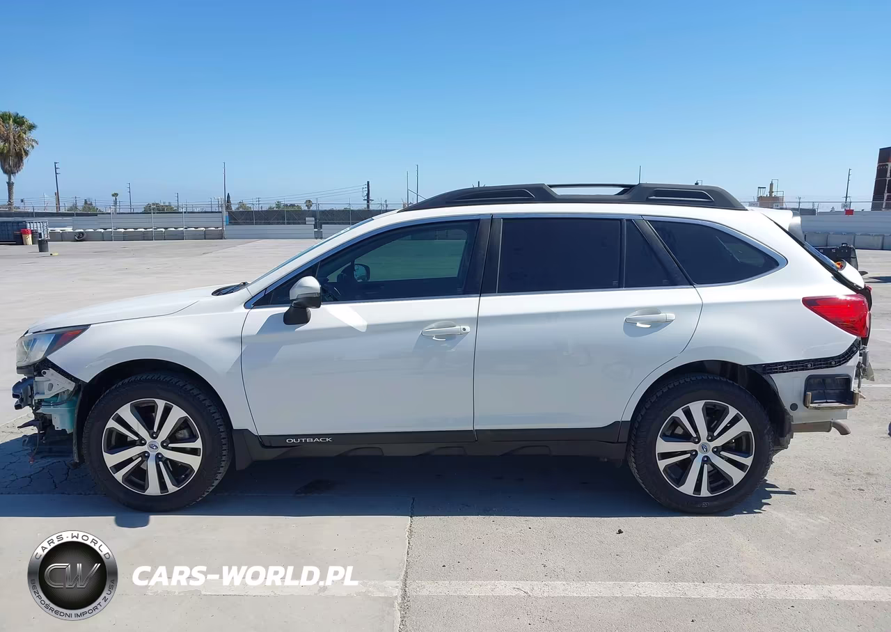 2018 Subaru Outback 3.6R Limited VIN:4S4BSENC5J3360007 - 15