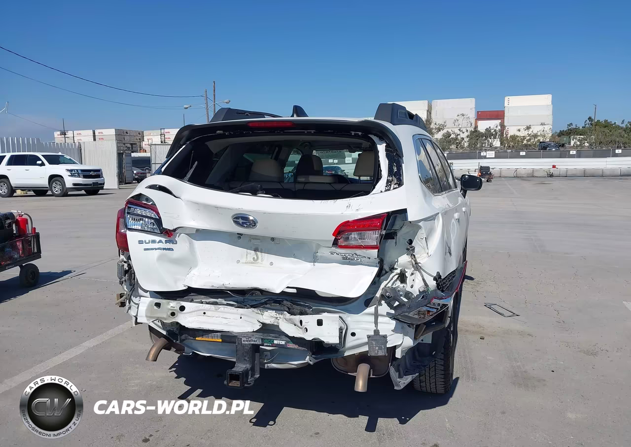 2018 Subaru Outback 3.6R Limited VIN:4S4BSENC5J3360007 - 17