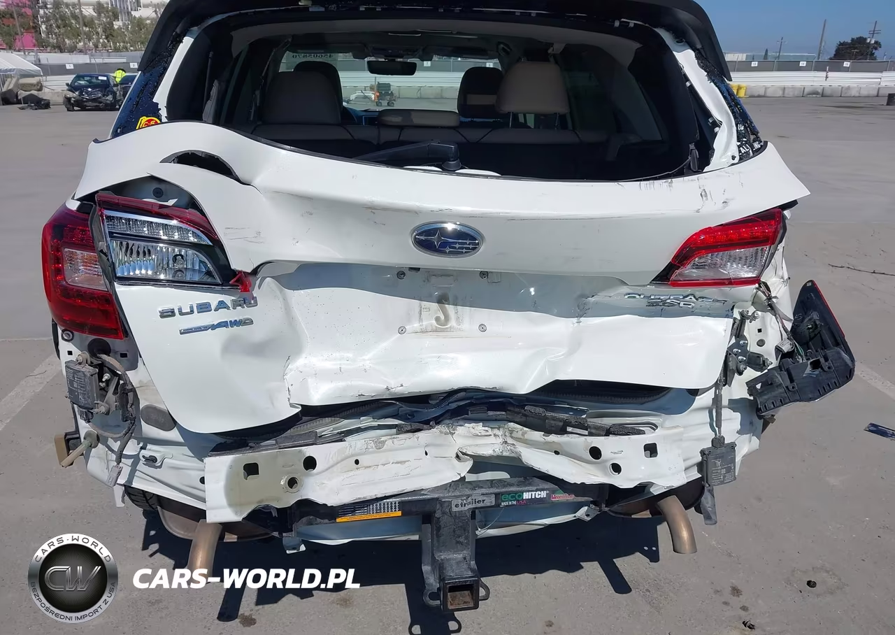 2018 Subaru Outback 3.6R Limited VIN:4S4BSENC5J3360007 - 19