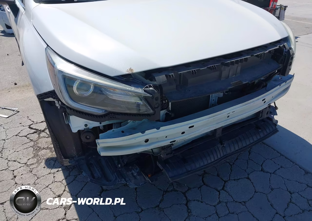 2018 Subaru Outback 3.6R Limited VIN:4S4BSENC5J3360007 - 21