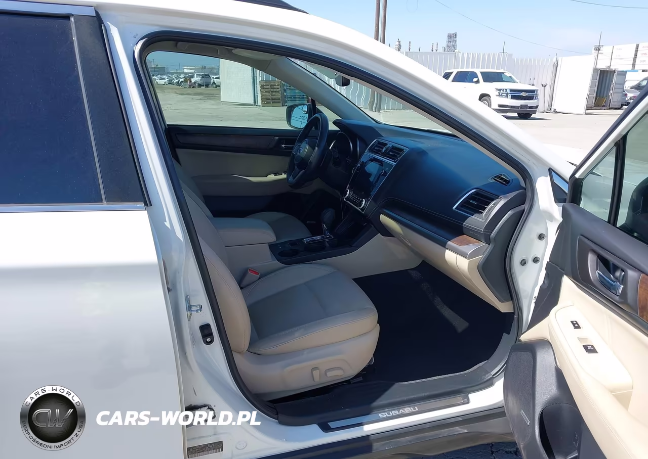 2018 Subaru Outback 3.6R Limited VIN:4S4BSENC5J3360007 - 5