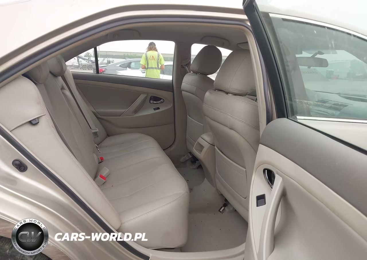 2009 Toyota Camry Le VIN:4T1BE46K19U893372 - 8